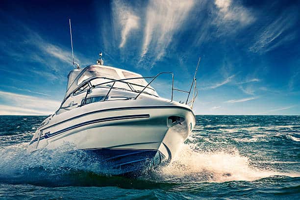 Coque bateau polyester,