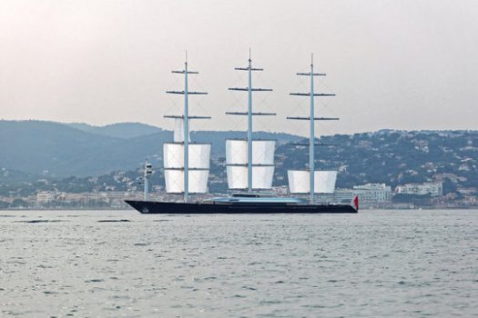 yacht-de-luxe-Maltese_Falcon​